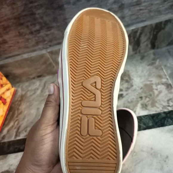 Fila - Picture 5 of 10